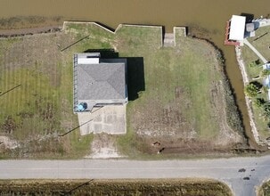 Building Photo - 1118 County Rd 204