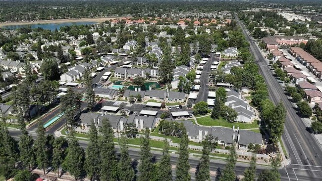  - Lakeside Apartments