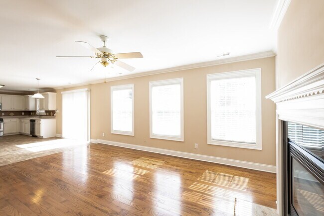 Foto del edificio - 1918 Southwind Dr
