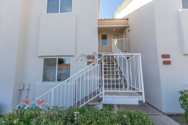 Building Photo - 10401 N 52nd St