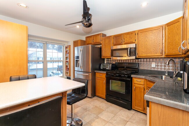 Foto del edificio - 23 Primrose Ln