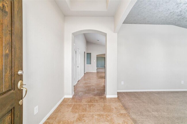 Building Photo - 5327 Nero Lake Dr