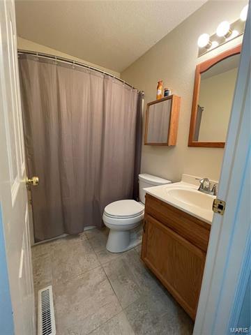 Foto del edificio - 335 Moultrie Ln