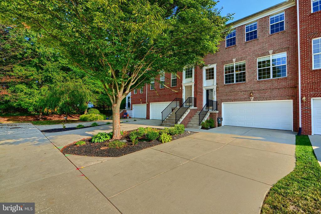 Foto principal - 903 Creek Park Rd
