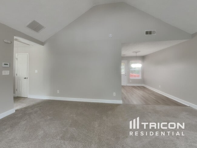 Building Photo - 7010 Red Maple Ln