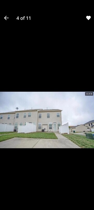 Foto del edificio - 6502 Margaret Ct