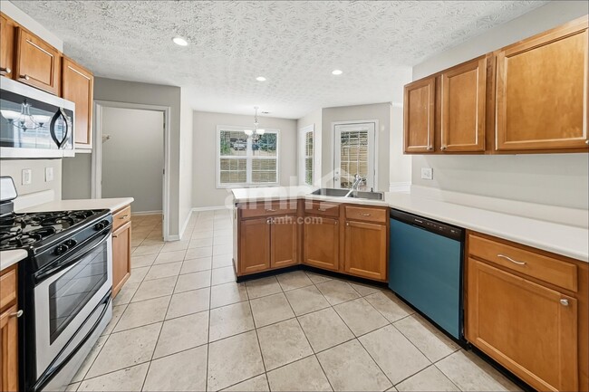 Foto del edificio - 840 James Ridge Dr