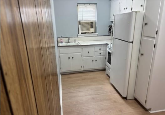 Building Photo - 262-280-280 Chamberlain Ave