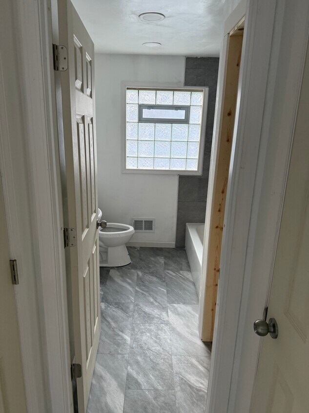 Foto principal - 6514 W Carmen Ave