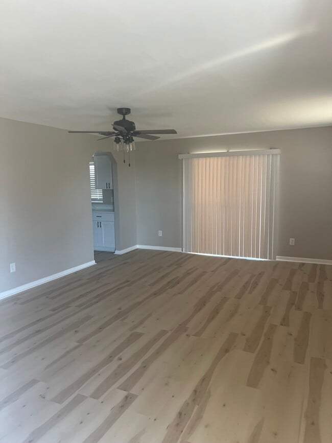 Building Photo - 1769 Fairview Shores Dr