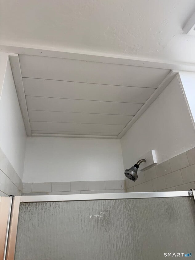 Building Photo - 9 Beach Ave