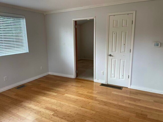Foto del edificio - 11513 30th Ave NE