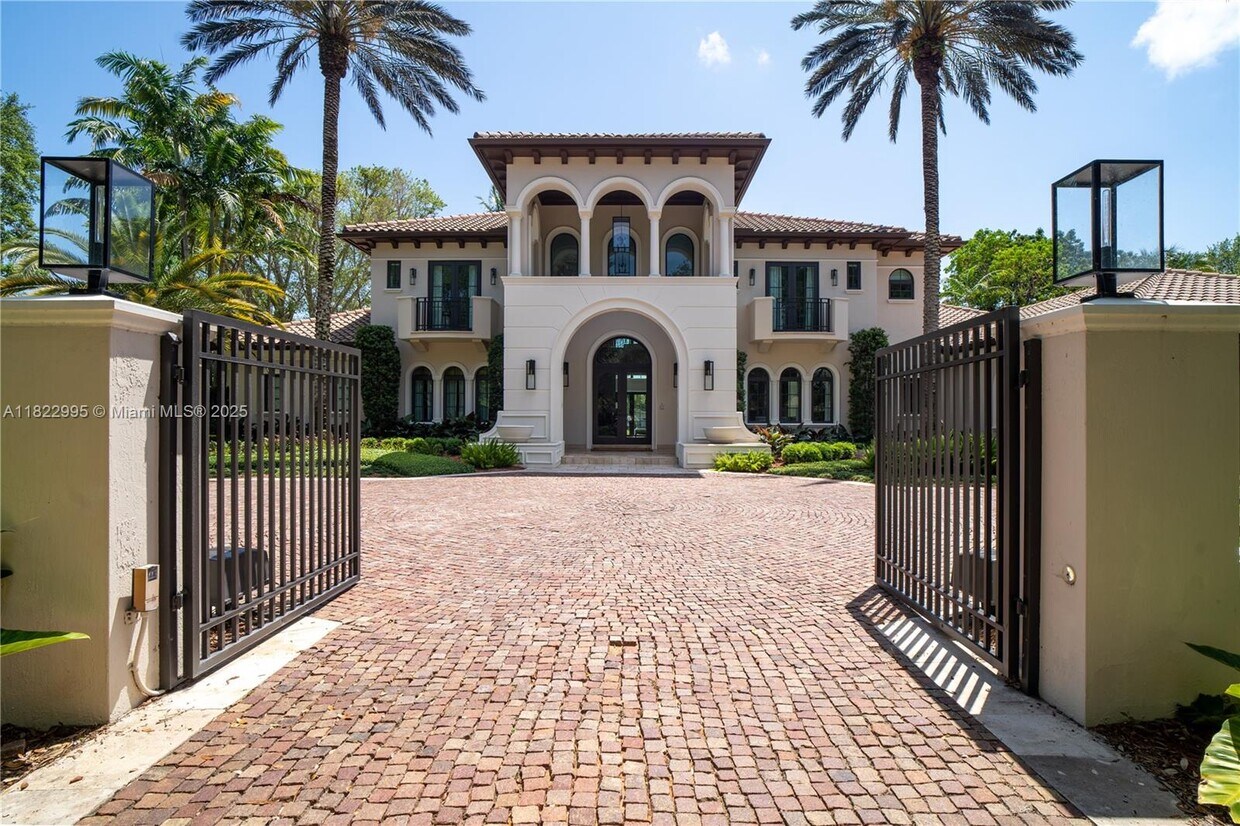 Foto principal - 6450 SW 126th Street Rd