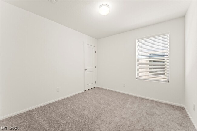 Building Photo - 6080 Swift Lariat St