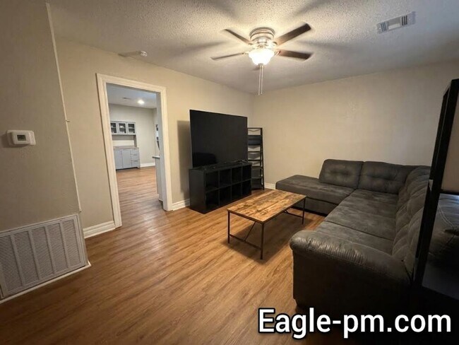 Foto del edificio - 1125 H St NW