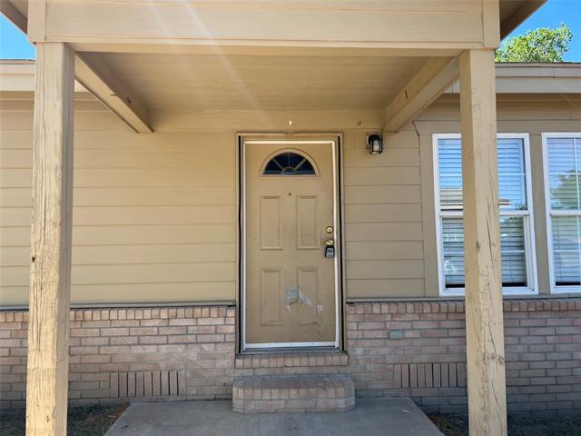 Building Photo - 13755 Biggs St
