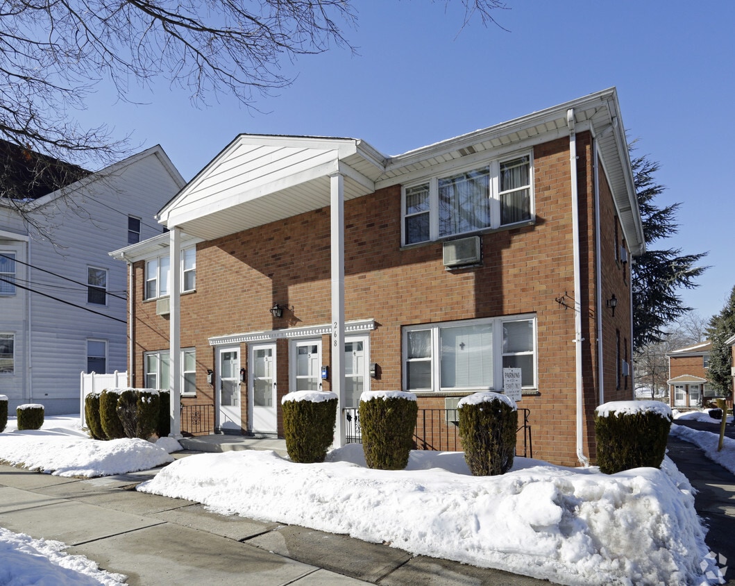 Primary Photo - 268 McBride Ave