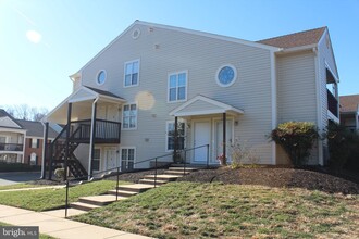 Building Photo - 9266 Chapman Oak Dr