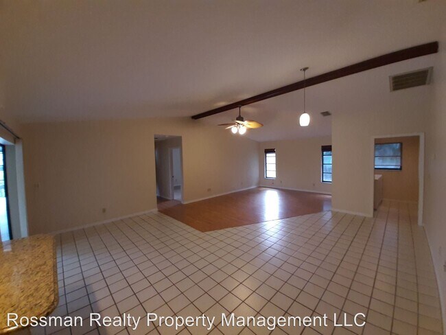 Building Photo - 3 br, 2 bath House - 2625 SE 20th Ave