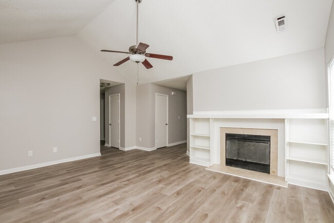 Building Photo - 8809 Little Hampton Pl