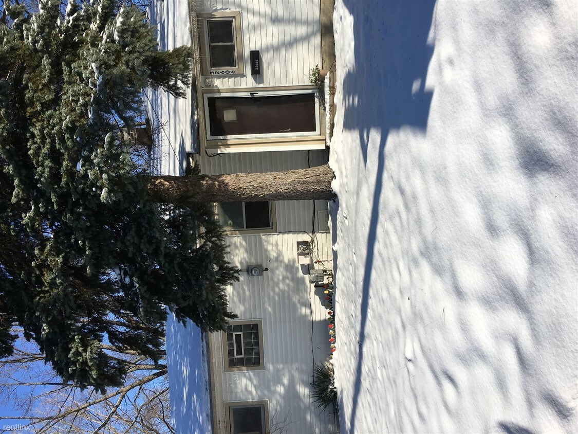 32606 Montmorency St, Westland, MI 48186 House Rental in Westland, MI