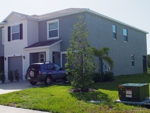 Building Photo - 1738 Woodleaf Hammock Ct