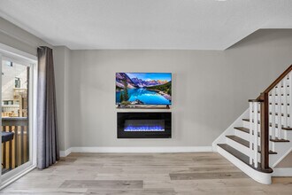 Building Photo - 1202 Beachcomber Rd