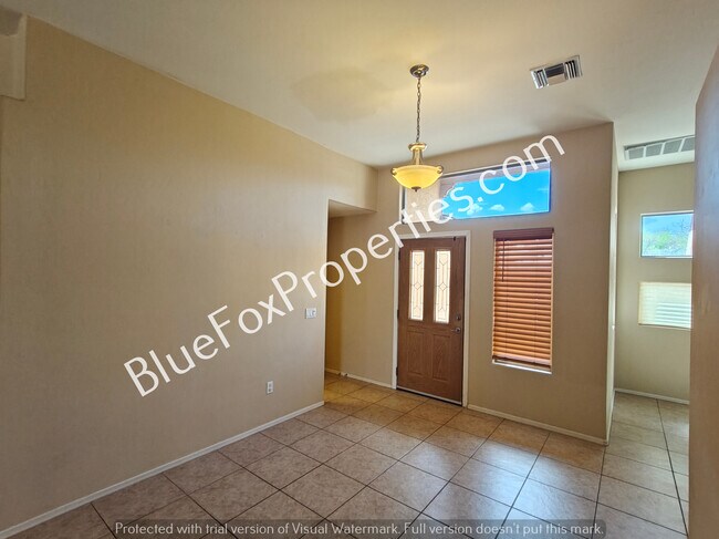 Foto del edificio - 4193 E Lushfield Dr