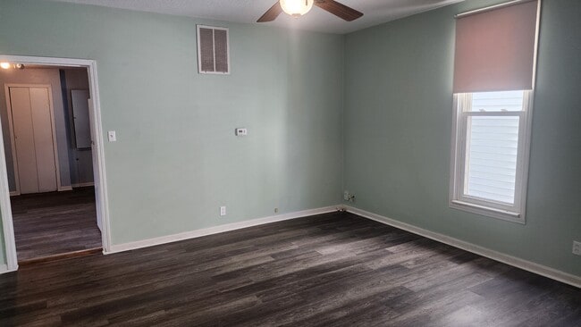 Building Photo - 508 E Market St