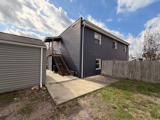 Foto del edificio - 214 Perry St