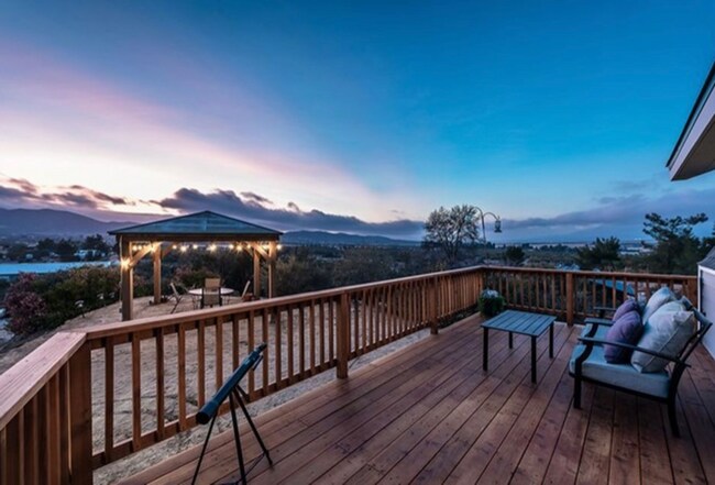 Foto del edificio - 53596 Kgkj Ranch Rd