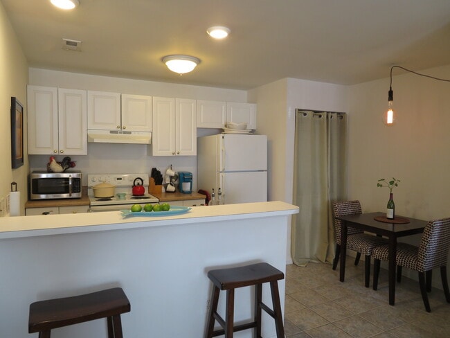 Kitchen - 95 Driftwood Ct