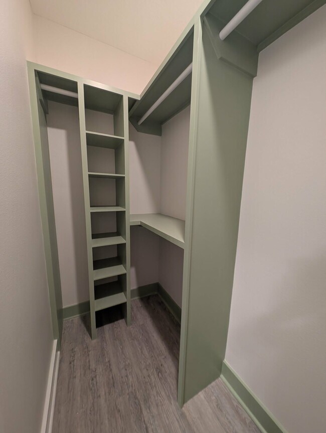 Foto del edificio - 13 Alexander Way