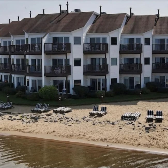 Building Photo - 1995 N US Highway 31 N