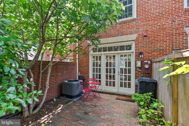 Building Photo - 1229 Portner Rd