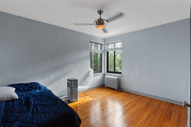 Foto del edificio - 1208 Chase