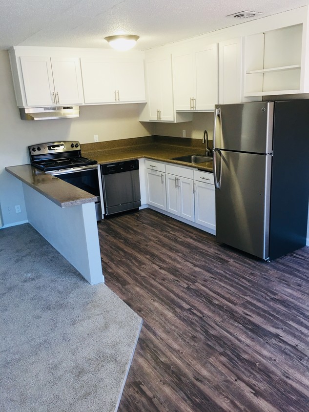 Creekside Terrace Apartments - Walnut Creek, CA | Apartments.com