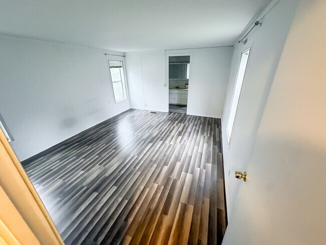 Dormitorio principal - 4511 Lakewood Rd