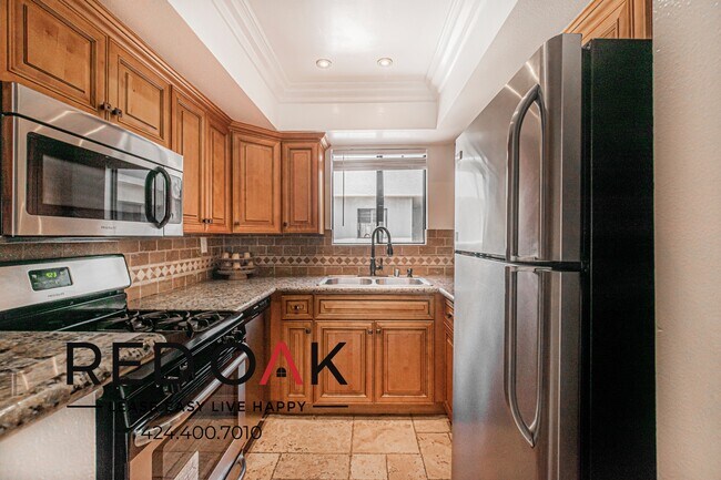 Foto del edificio - 5325 Cartwright Ave