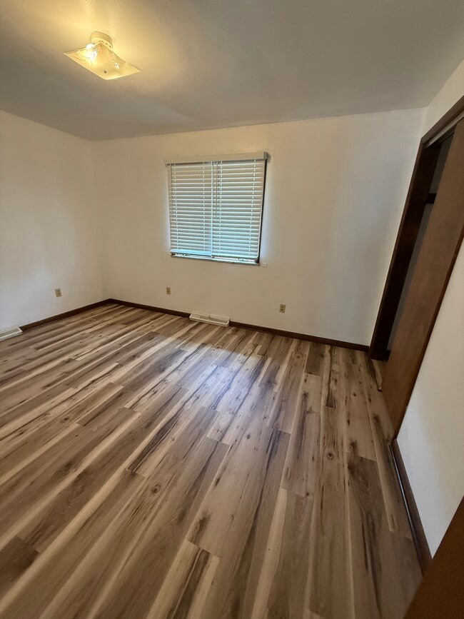 Foto del edificio - 146 Preston Ave