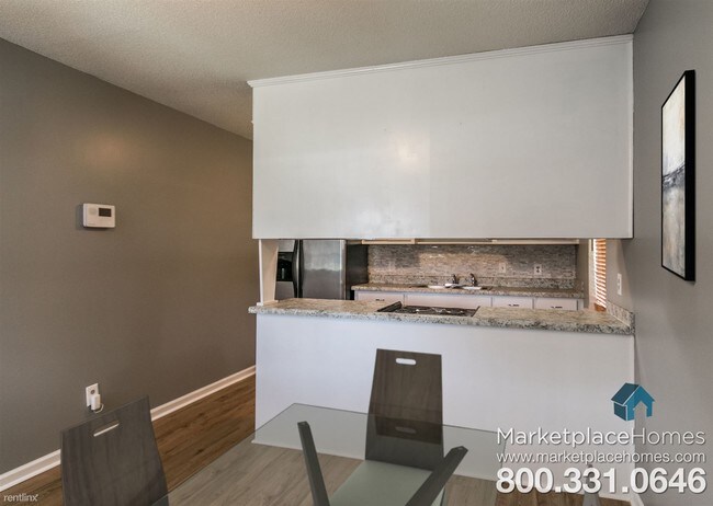 Foto del edificio - 3 br, 1 bath House - 325 Washington Dr