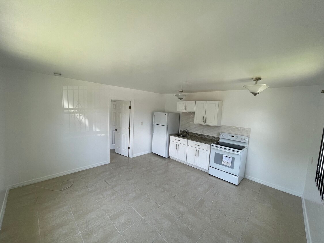 Primary Photo - 3137 Avenue J
