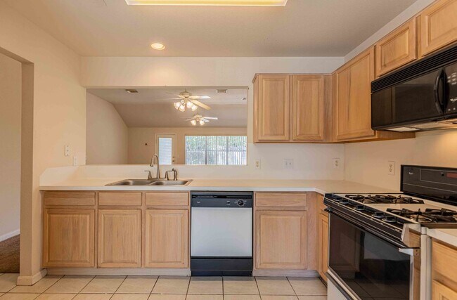 Building Photo - 6651 Rambling Trail Dr