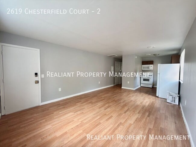 Building Photo - 2619 Chesterfield Ct