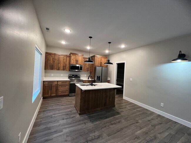 Foto del edificio - Available Now In Cross Hollow Hills