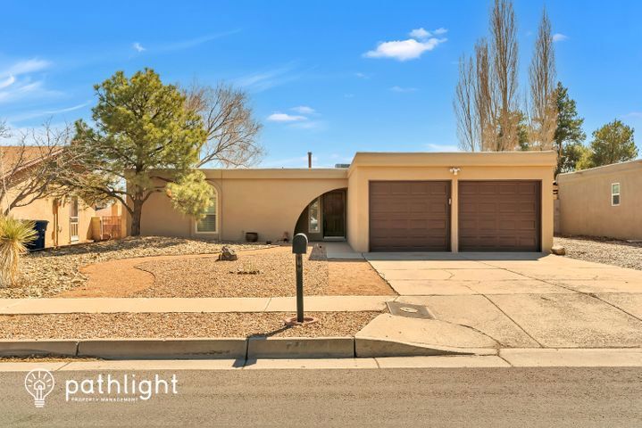 Foto principal - 7124 Mojave Street NW