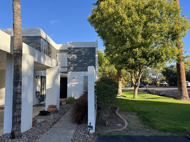 Building Photo - 8150 N Central Ave