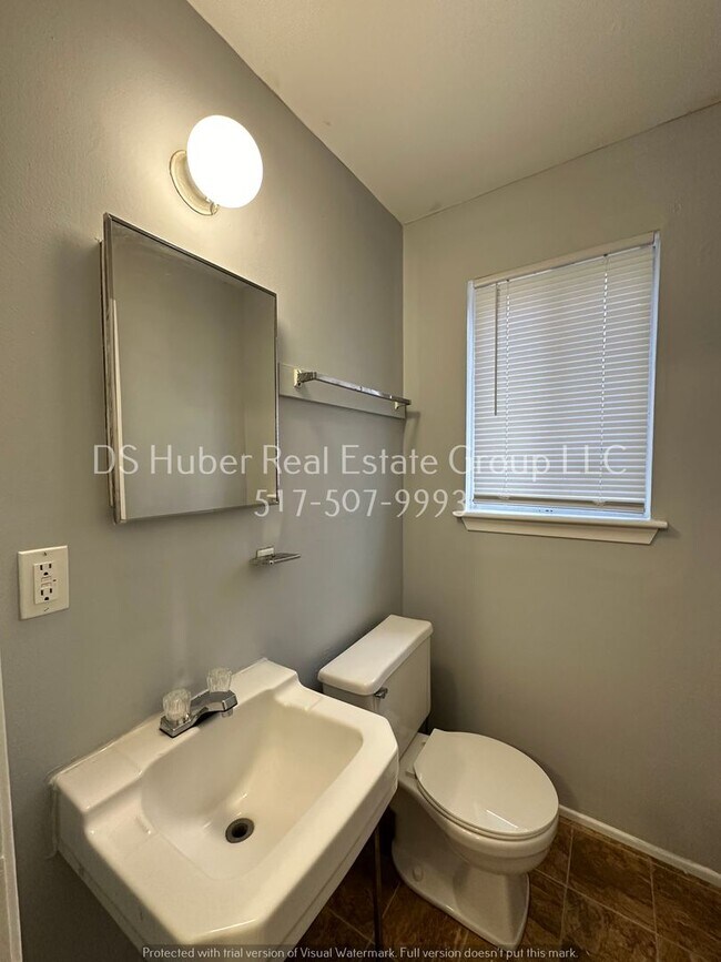 Foto del edificio - 1225 Leslie Street, Lansing, MI 48912