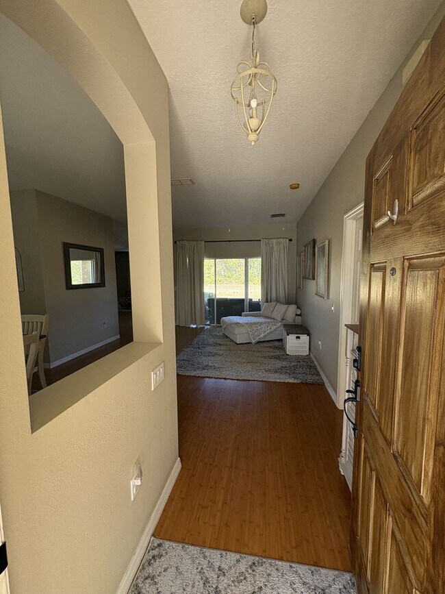 Foto del edificio - Florida Living Starts Here — Gated, Single-Story, Move-In Ready May 1!