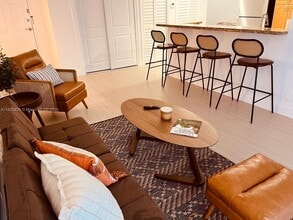 Building Photo - 120 Douglas Rd